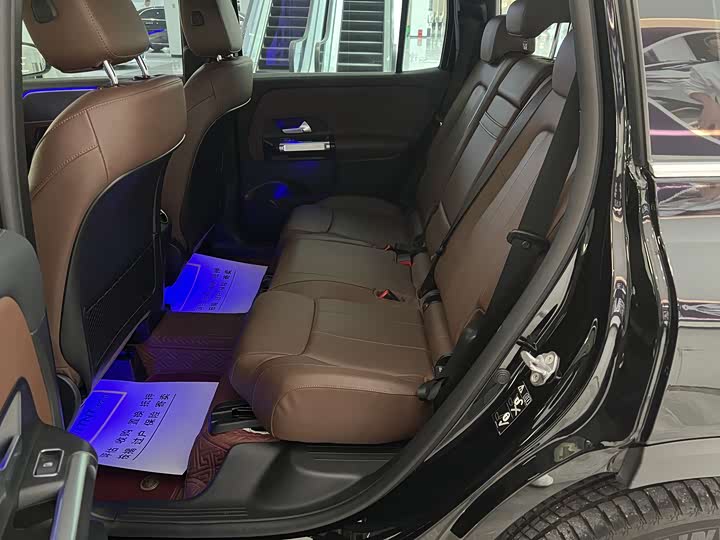 Фото 11 - Mercedes-Benz GLB-Class