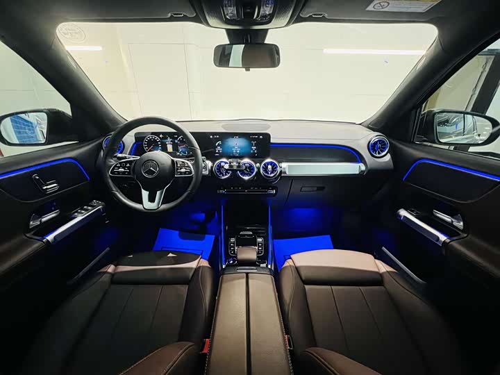 Фото 12 - Mercedes-Benz GLB-Class