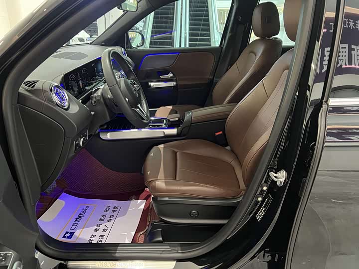 Фото 17 - Mercedes-Benz GLB-Class