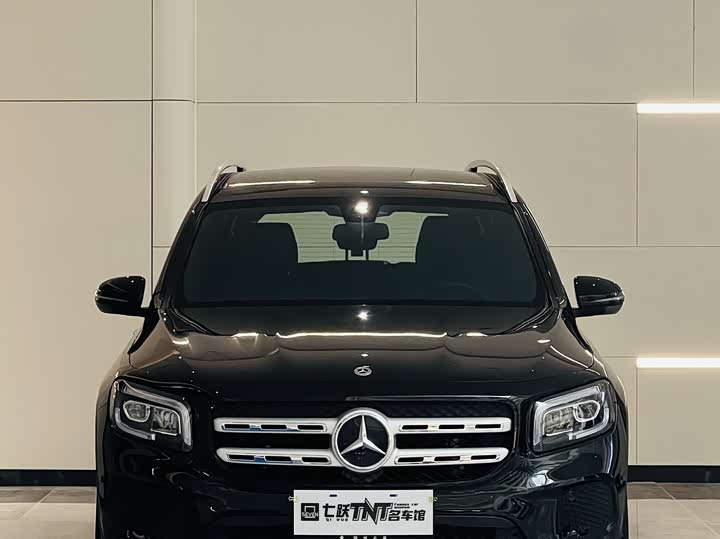 Фото 2 - Mercedes-Benz GLB-Class