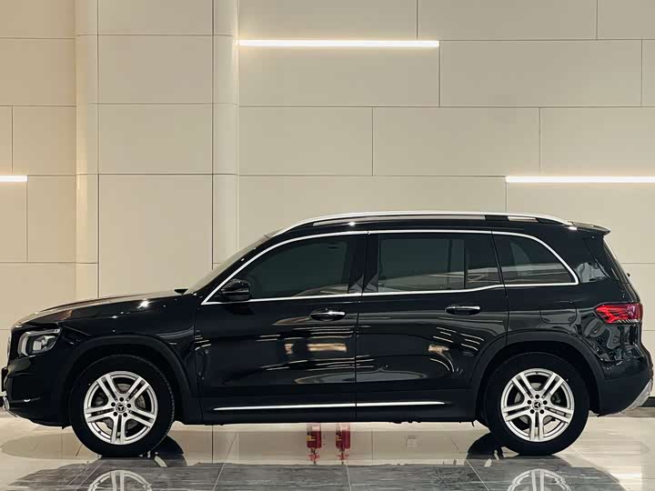 Фото 3 - Mercedes-Benz GLB-Class