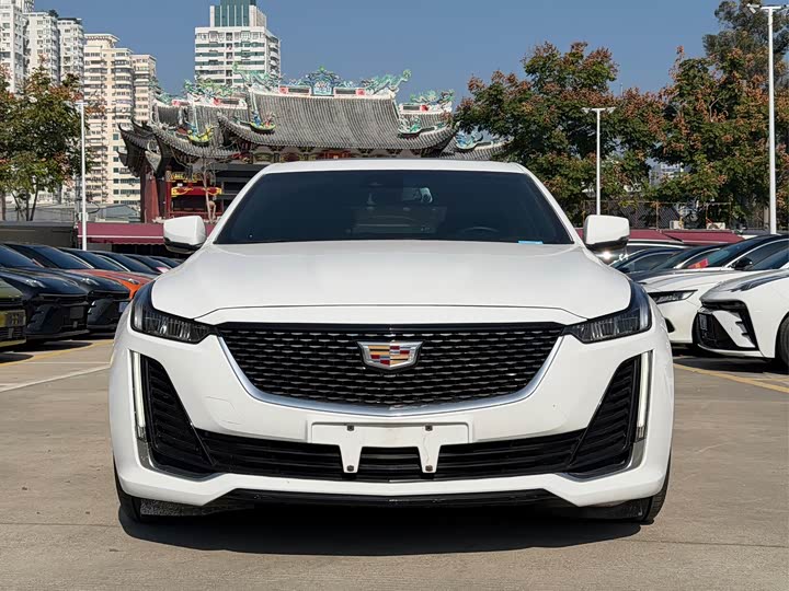 Фото 2 - Cadillac CT5