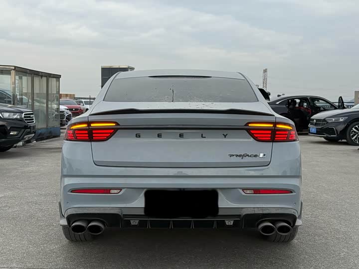 Фото 14 - Geely Preface