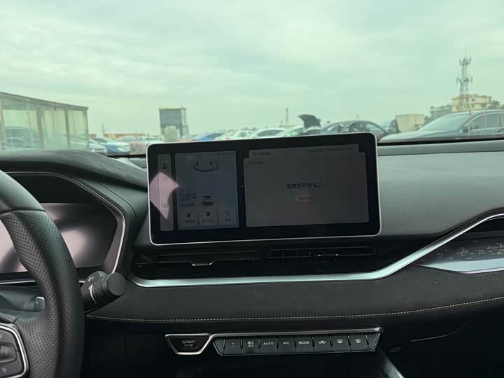 Фото 6 - Geely Preface