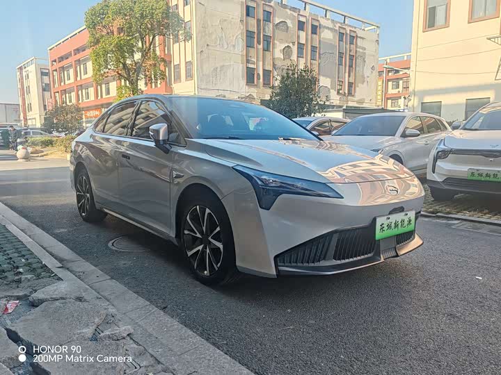 Фото 3 - GAC Aion S Plus