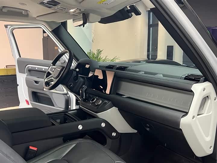 Фото 14 - Land Rover Defender