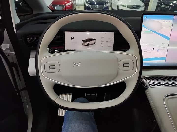 Фото 11 - XPeng X9