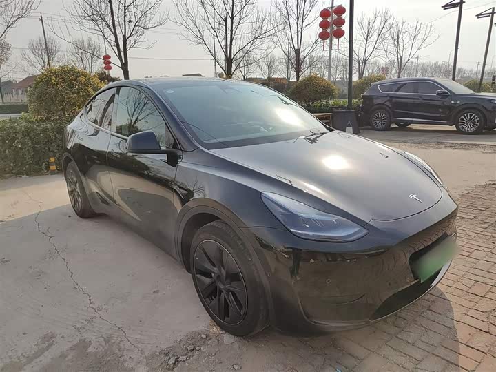 Фото 4 - Tesla Model Y