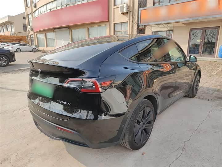 Фото 7 - Tesla Model Y