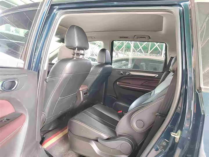 Фото 3 - GAC Trumpchi M6