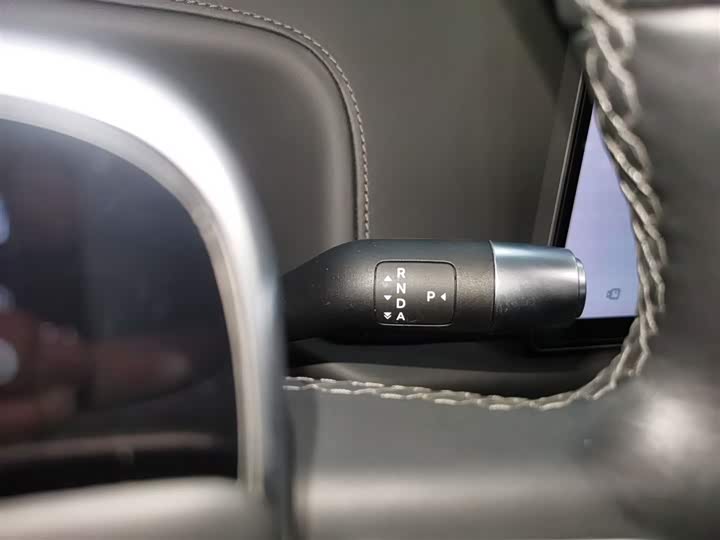 Фото 14 - LiXiang L8