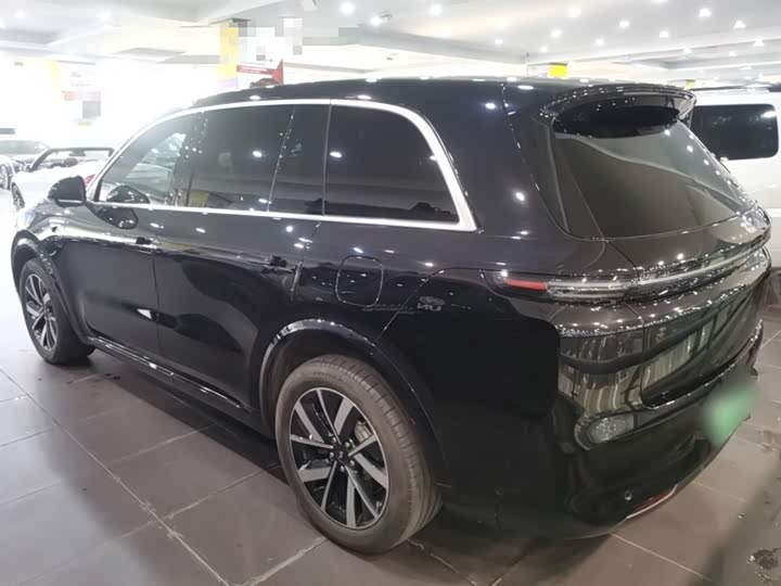 Фото 5 - LiXiang L8