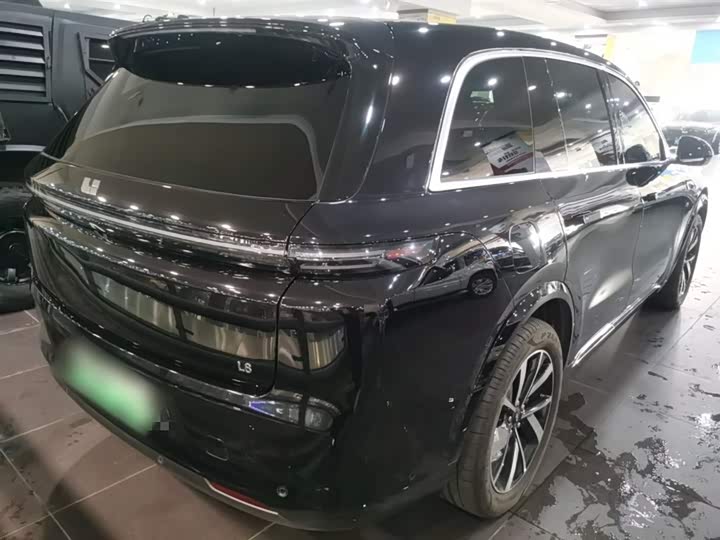 Фото 6 - LiXiang L8