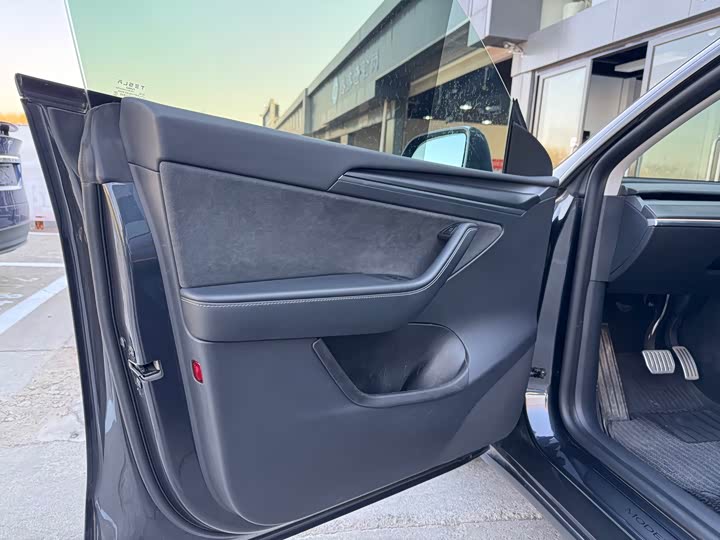 Фото 7 - Tesla Model Y