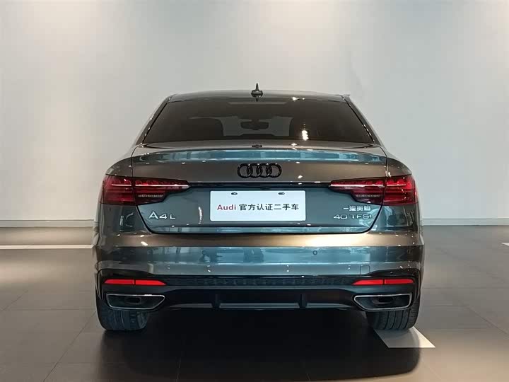 Фото 5 - Audi A4L