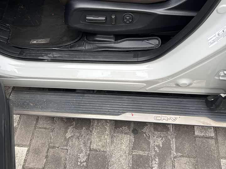 Фото 11 - Honda CR-V