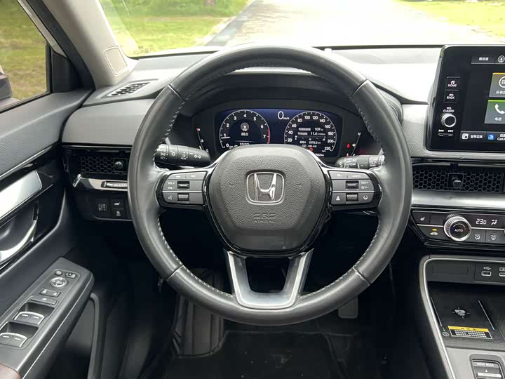 Фото 15 - Honda CR-V