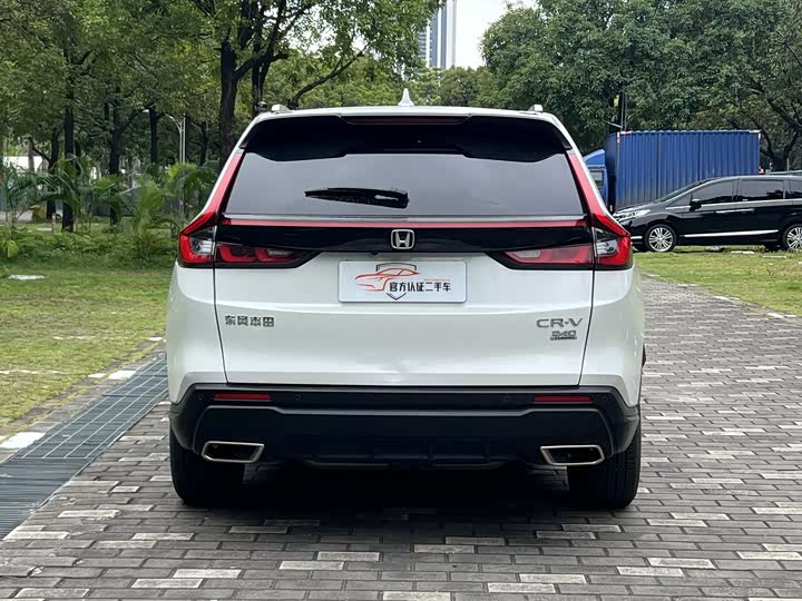 Фото 5 - Honda CR-V