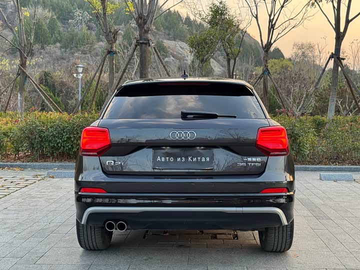 Фото 19 - Audi Q2L