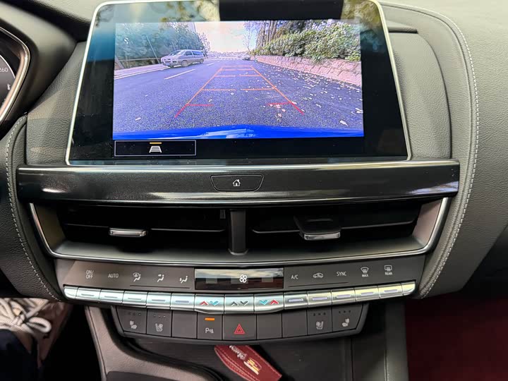 Фото 13 - Cadillac CT5