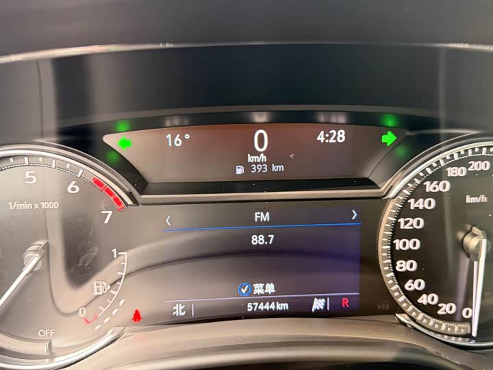 Фото 14 - Cadillac CT5