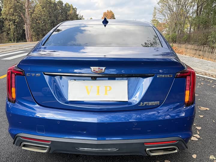 Фото 16 - Cadillac CT5