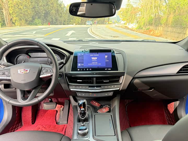 Фото 8 - Cadillac CT5