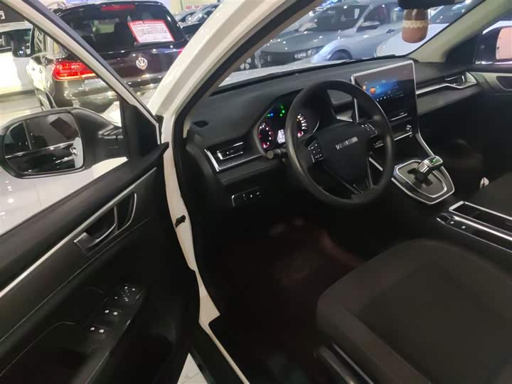 Фото 16 - Haval M6