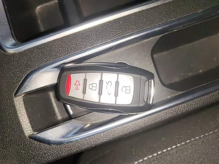 Фото 9 - Haval M6