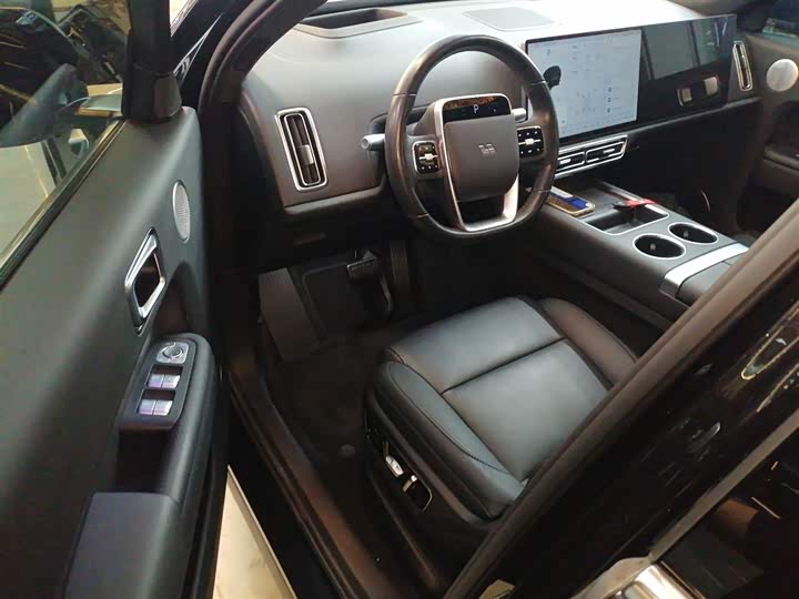 Фото 16 - LiXiang L7