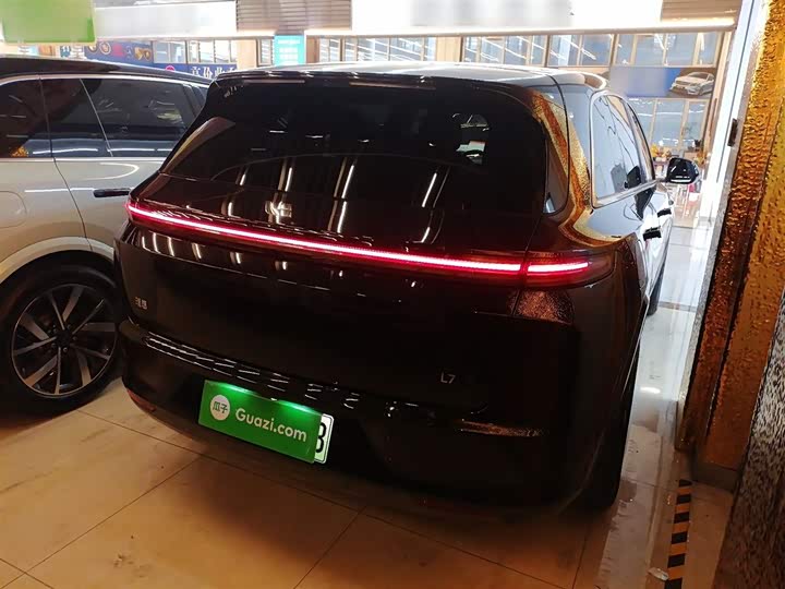 Фото 7 - LiXiang L7