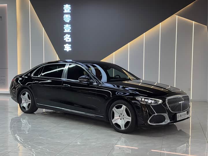 Фото 3 - Mercedes-Benz Maybach S-Class