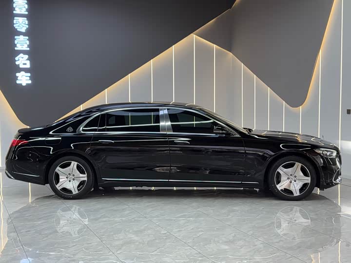Фото 7 - Mercedes-Benz Maybach S-Class