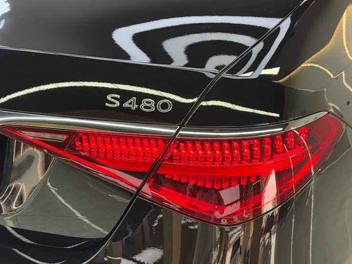 Фото 8 - Mercedes-Benz Maybach S-Class