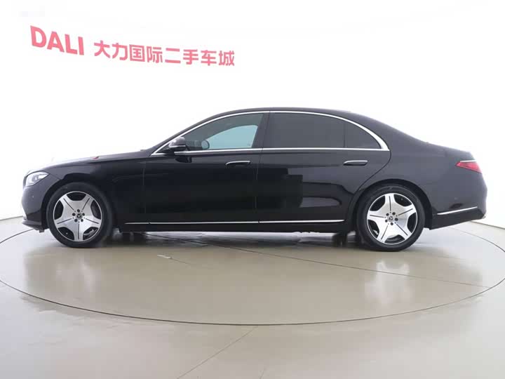 Фото 12 - Mercedes-Benz S-Class