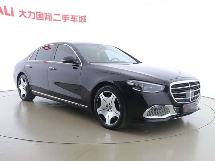 Фото 3 - Mercedes-Benz S-Class