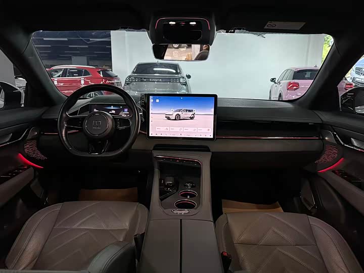 Фото 4 - Zeekr 001