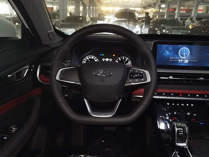 Фото 11 - Chery Tiggo 7