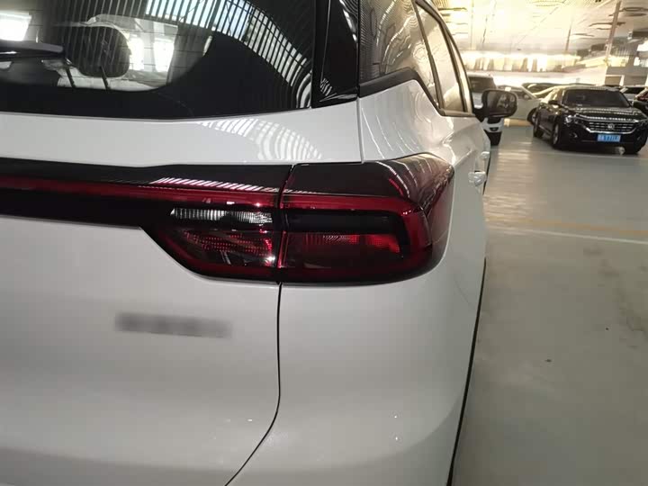 Фото 8 - Chery Tiggo 7