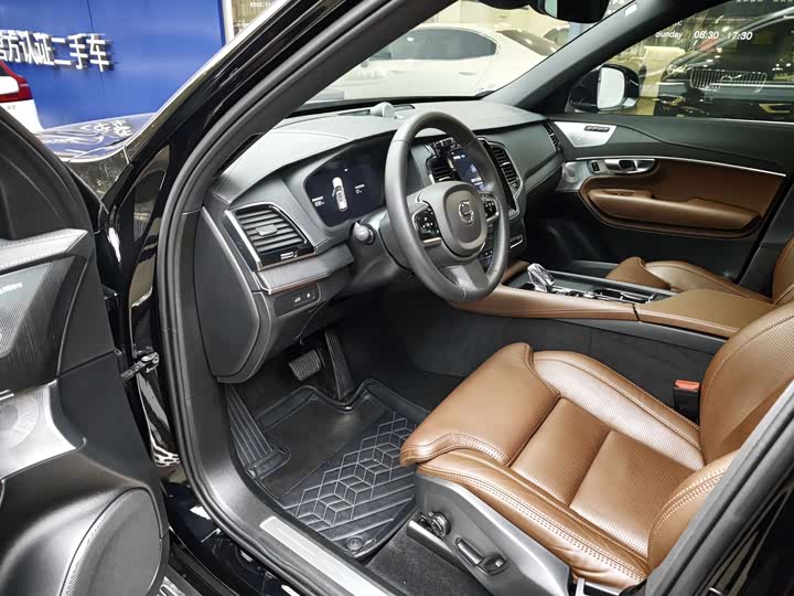 Фото 8 - Volvo XC90 Hybrid