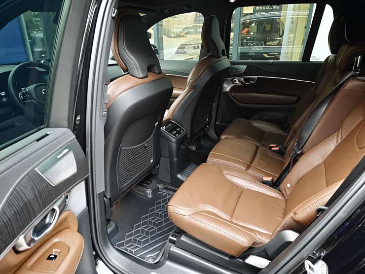 Фото 9 - Volvo XC90 Hybrid