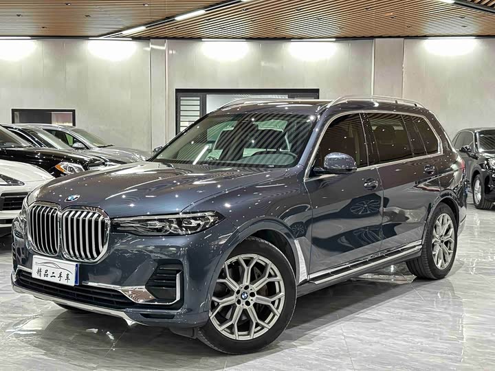 Фото 1 - BMW X7