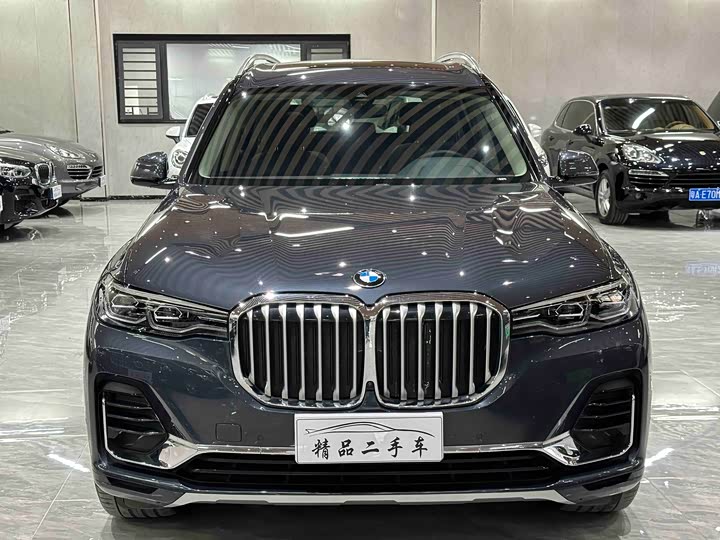 Фото 2 - BMW X7