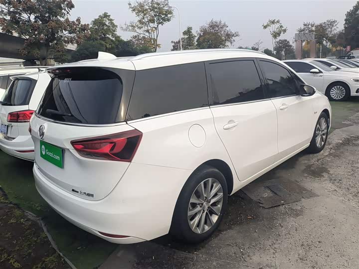 Фото 7 - Buick GL6