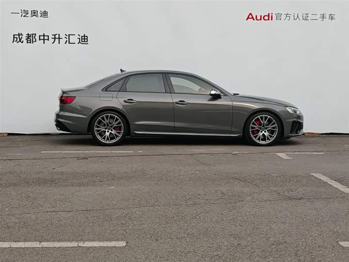 Фото 3 - Audi S4