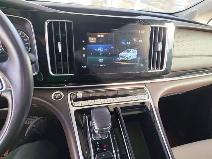 Фото 13 - GAC Trumpchi M8