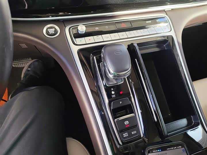 Фото 14 - GAC Trumpchi M8