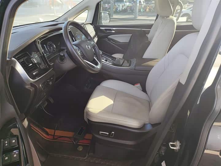 Фото 15 - GAC Trumpchi M8