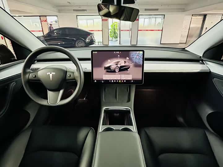 Фото 5 - Tesla Model Y