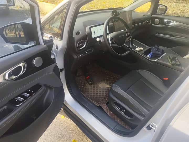 Фото 16 - GAC Aion V